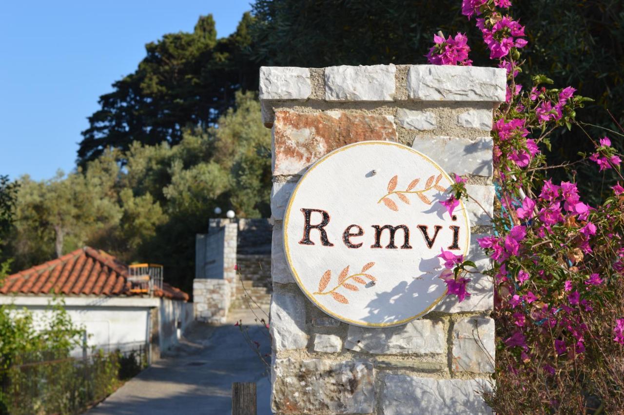 סקופלוס טאון Remvi Apartments מראה חיצוני תמונה